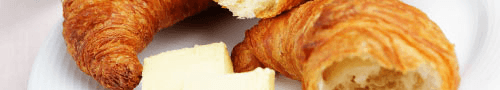 Wytrawny croissant na ciepło