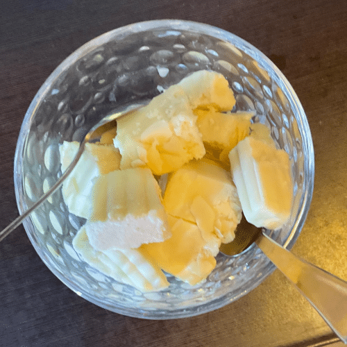 Kulfi (mango, badam)