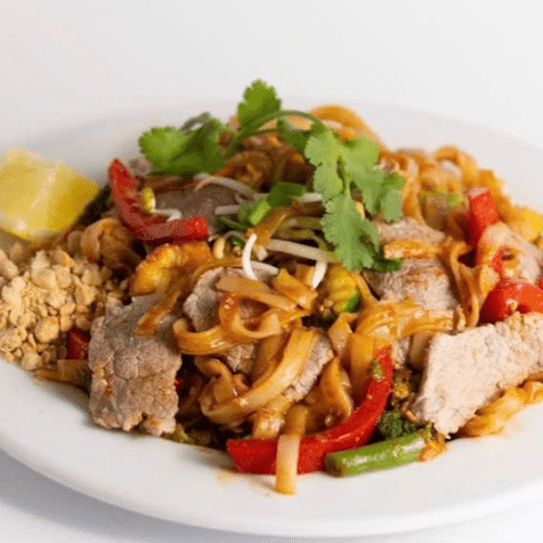 Pad Thai z wołowiną (pat thái bò)
