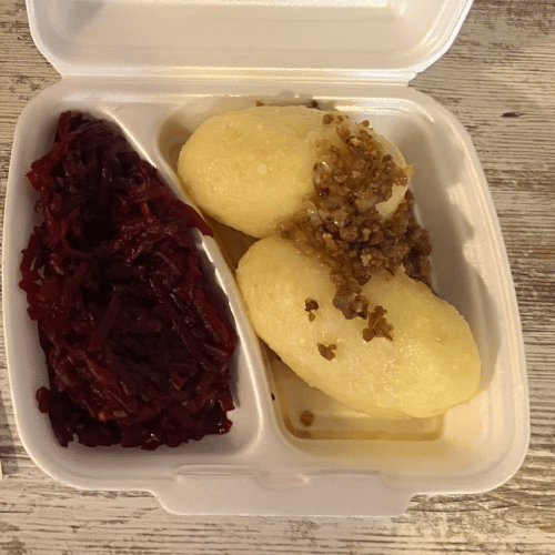 Danie Dnia: Knedle z mięsem , surówka