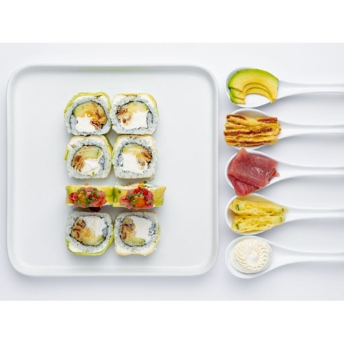 Fresh Awokado Tuna Roll