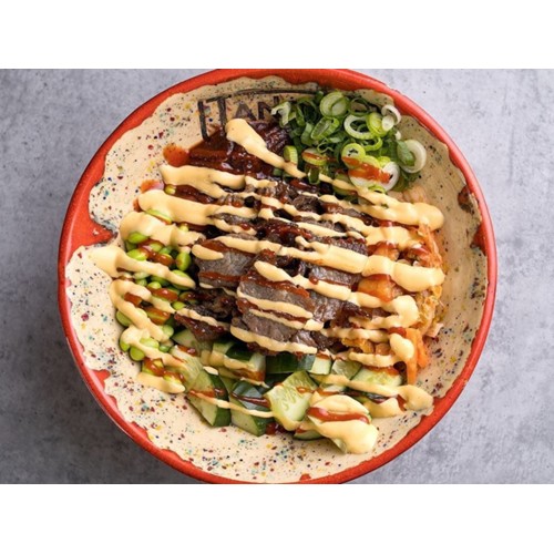 Poke Bowl ze smażoną wołowiną