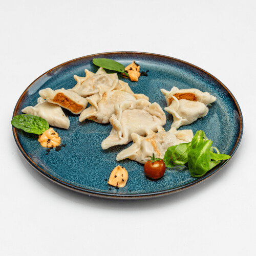 Pierogi z chorizo i cheddarem