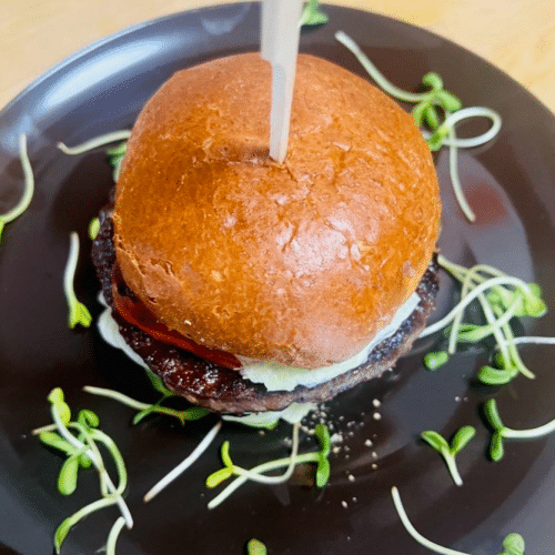 Cheeseburger wołowy