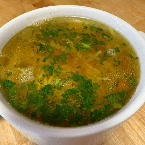 Rosół z makaronem nitki