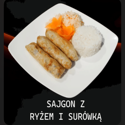 Sajgonki z ryżem i surówką 3 szt.