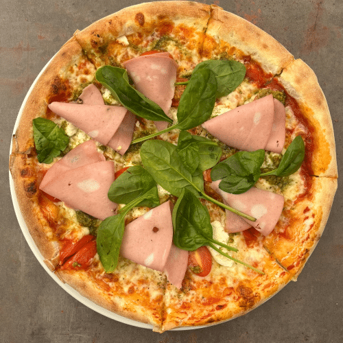 Pizza z mortadelą