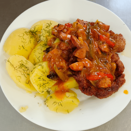 Schabowy z sosem myśliwskim