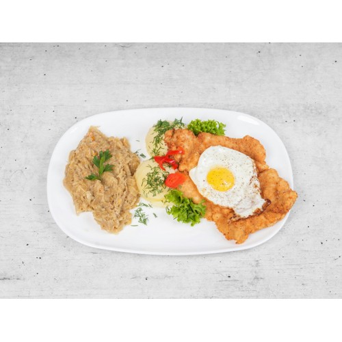 Kotlet schabowy po wiedeńsku ( jajko sadzone )