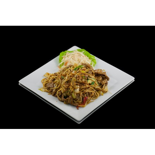 Makaron smażony z warzywami