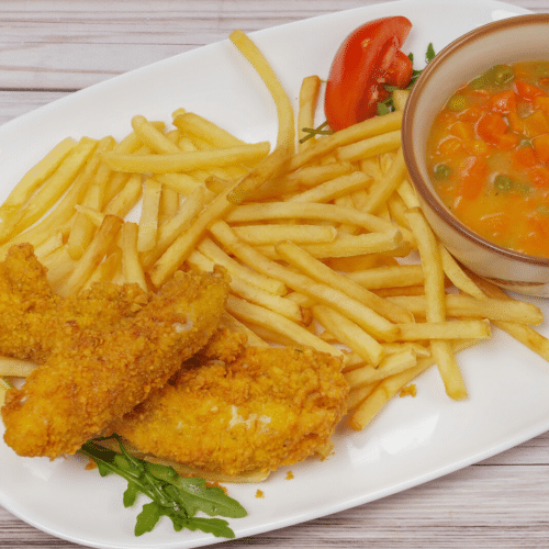 Nuggetsy drobiowe (   ketchup)