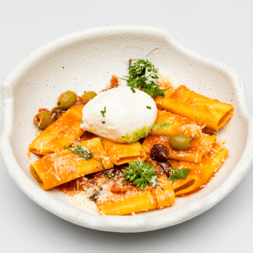Paccheri marinara z burratą