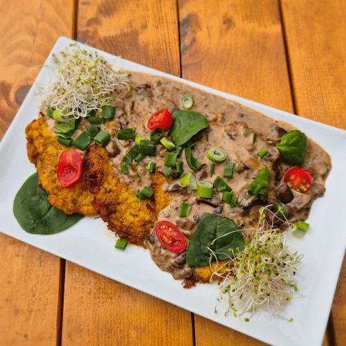 Placki ziemniaczano-dyniowe z sosem z podgrzybków