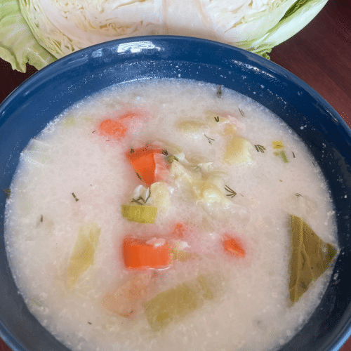 Kapuśniak z młodej kapusty