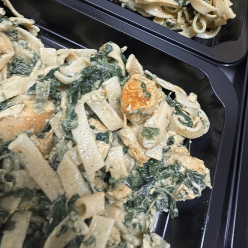 Makaron z kurczakiem ( danie gotowe na zimno)