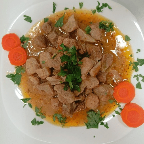 Gulasz wieprzowy w sosie własnym