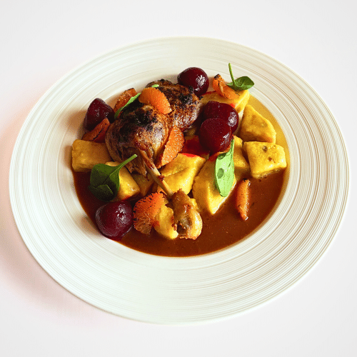 Konfitowana noga z kaczki w pomarańczowym sosie w zestawie