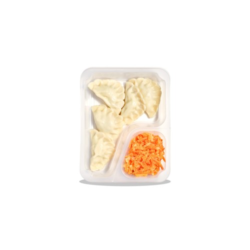 Pierogi z indykiem i surówką z marchewki
