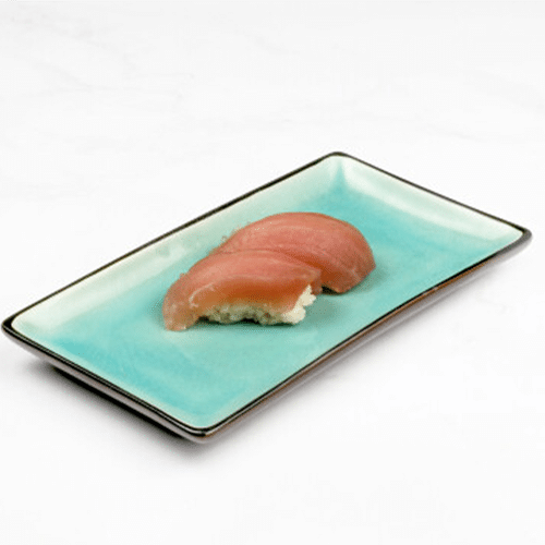 Nigiri z tuńczykiem surowym