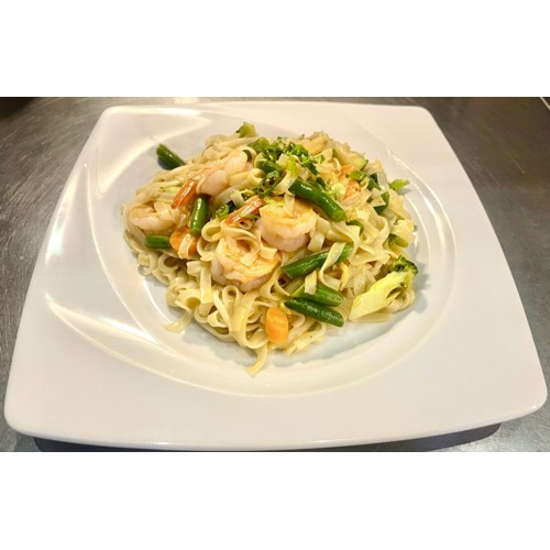 Pad Thai z mango i krewetkami