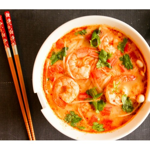 Zupa udon z mlekiem kokosowym