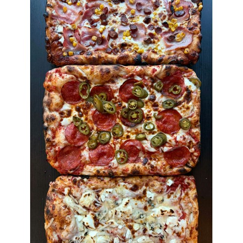 Pizza miesiąca prostokątna mięsna GRUBE CIACHO min 2os