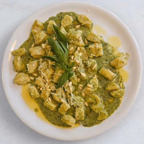 Gnocchi al pesto genovese