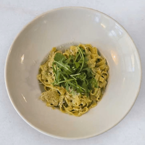 Tortiglioni al pollo con pesto di rucola