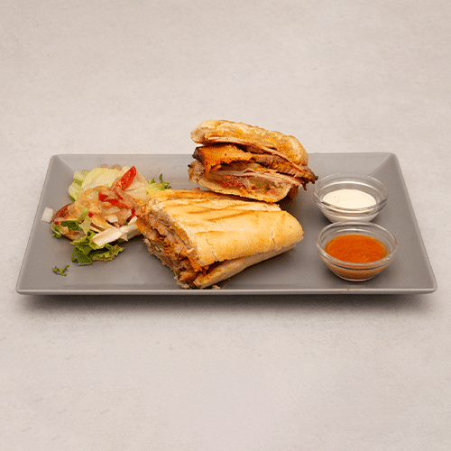 Pan con Ropa vieja/ grilowana bułka z szarpane mięso wieprzowe