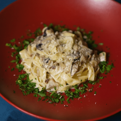 Tagliatelle z grzybami leśnymi