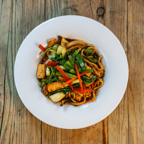 Stir fried udon z kurczakiem
