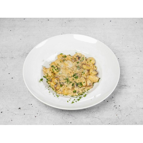 Gnocchi z kurczakiem i grzybami w sosie śmietanowym