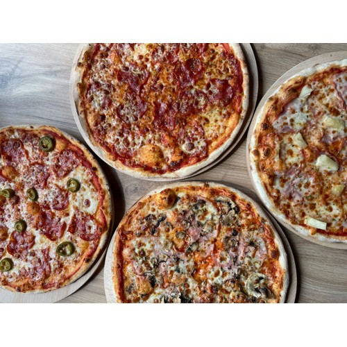 Cztery dowolne pizze 40 cm z menu
