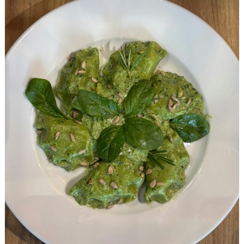 Pierogi zielone ze szpinakiem i serem feta