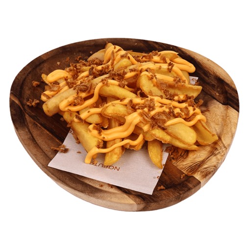 Frytki z serem i crunch cebulką