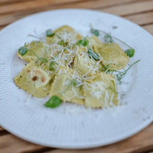 Ravioli z kaczką i gruszką
