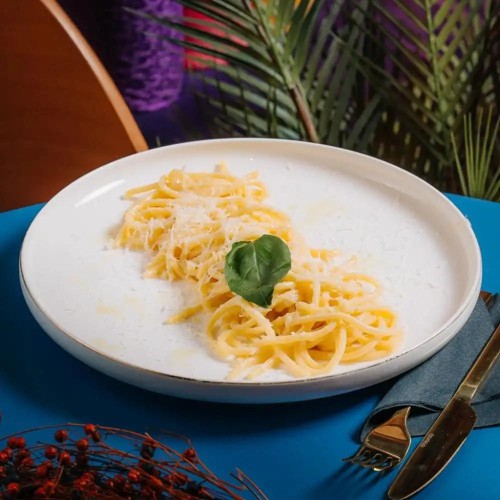 Dla Dzieci masłem i parmezanem Spaghetti