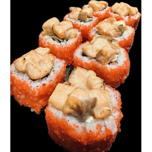 Zapieczona rolka z węgorzem i łososiem w spicy mayo