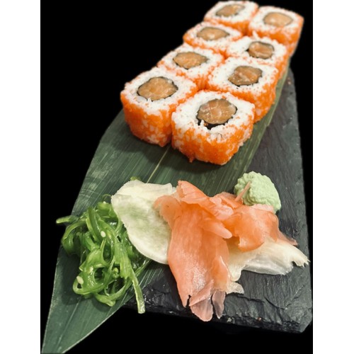 Special roll łosoś w kawiorze