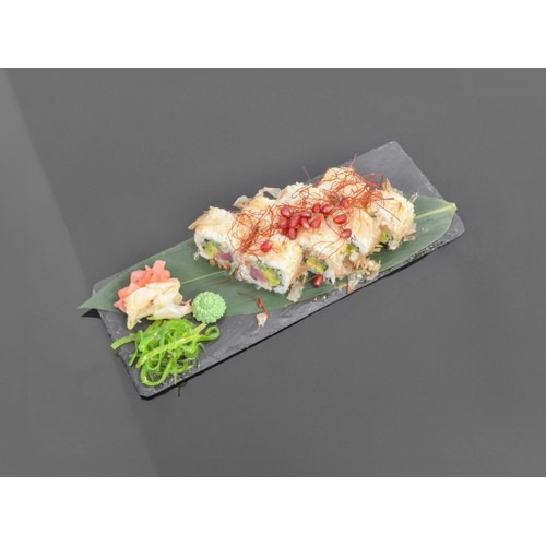 California tuńczyk obtoczony w wiórkach z tuńczyka