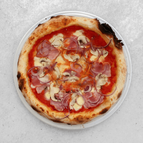 Pizza włoska Pancetta