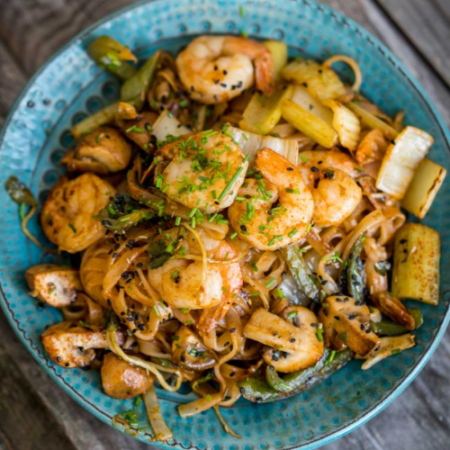 Makaron ryżowy z krewetkami