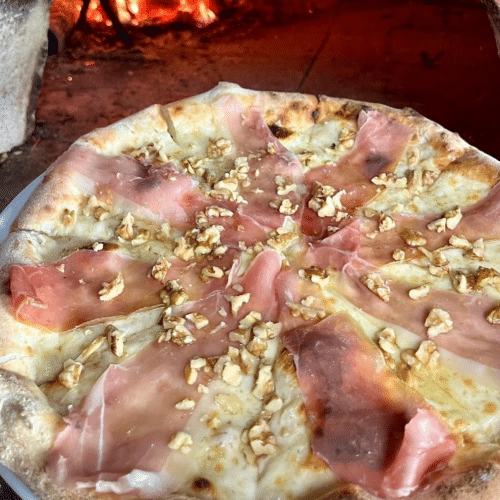 Pizza Crudo Con Miele
