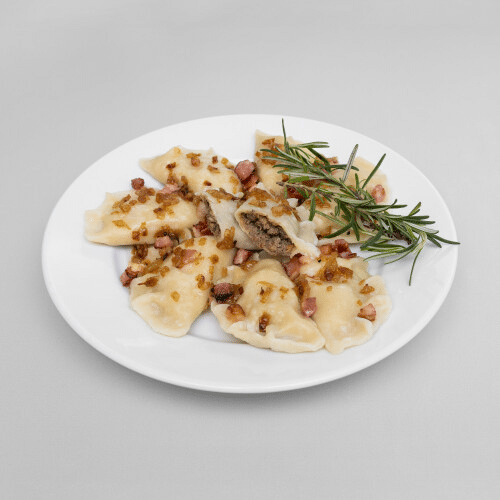 Pierogi z wątróbką i jabłkiem