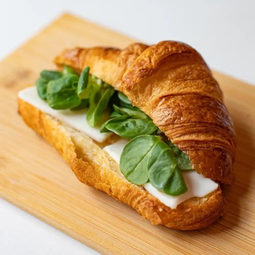 Croissant Goat cheese