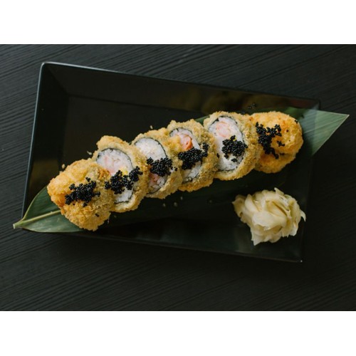 Rolka w tempurze z krewetkami