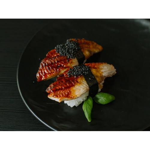 Nigiri z węgorzem