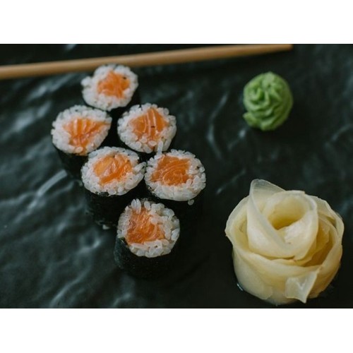 Hosomaki z łososiem