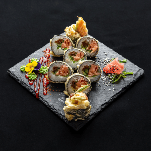 Futomaki tempura surowy łosoś