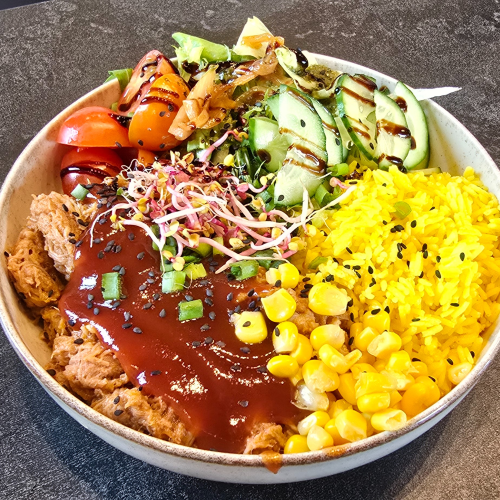 Bowl z szarpaną wieprzowiną